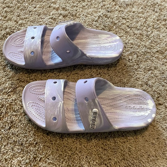 CROCS classic slides size 9 W /size 7 M purple lavender barely worn - Picture 2 of 6